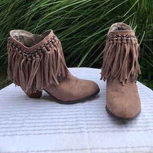 Taupe booties with fringe